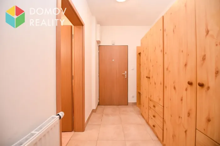 Pronájem bytu 1+kk, Beroun - Beroun-Město, V Zahradách, 36 m2