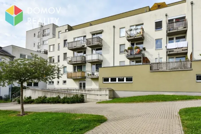 Pronájem bytu 1+kk, Beroun - Beroun-Město, V Zahradách, 36 m2