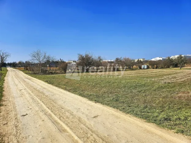 Prodej pozemku pro bydlení, Znojmo - Přímětice, 2719 m2