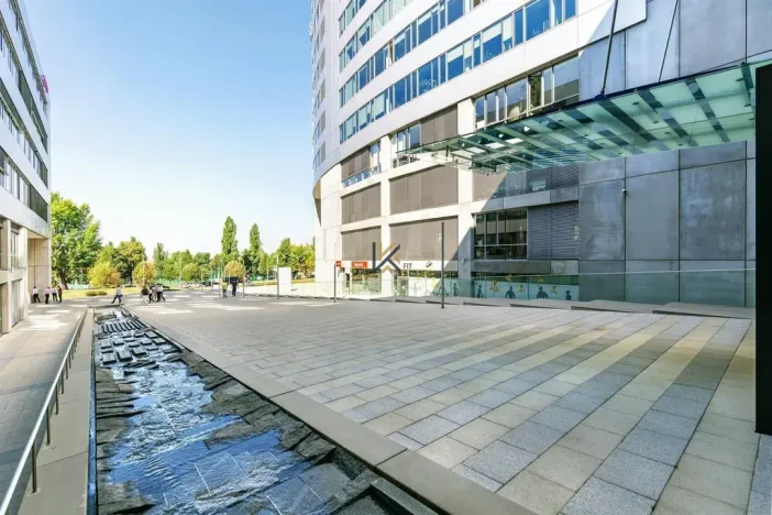 Pronájem kanceláře, Praha - Nusle, Na hřebenech II, 343 m2