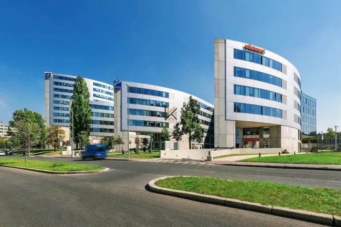 Pronájem kanceláře, Praha - Nusle, Na hřebenech II, 343 m2