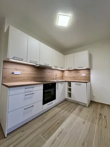 Pronájem bytu 3+1, Ostrava - Zábřeh, Kosmonautů, 67 m2