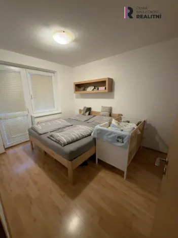 Pronájem bytu 2+kk, Zlín, Voženílkova, 49 m2