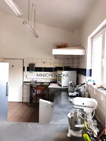 Prodej rodinného domu, Mnichovice, Masarykovo náměstí, 240 m2