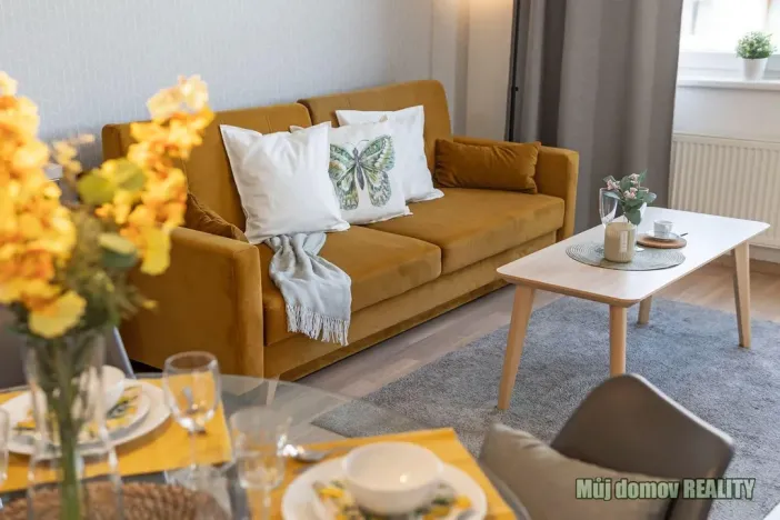 Pronájem bytu 2+kk, Praha - Hloubětín, Laponská, 49 m2