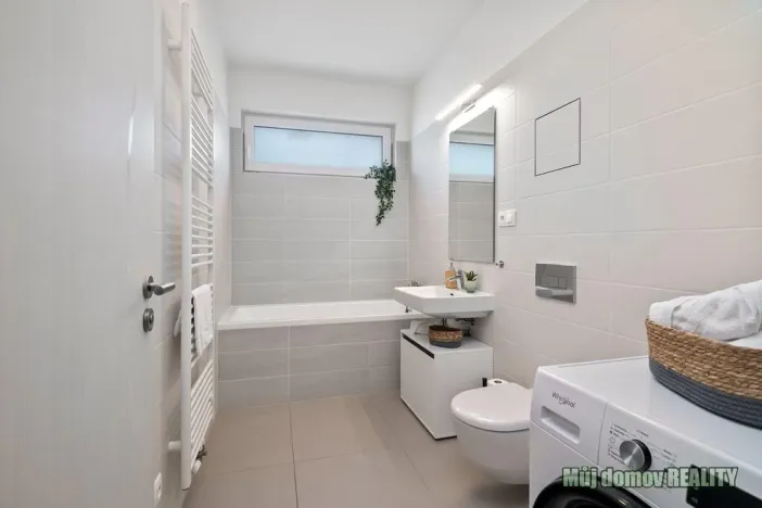 Pronájem bytu 2+kk, Praha - Hloubětín, Laponská, 49 m2