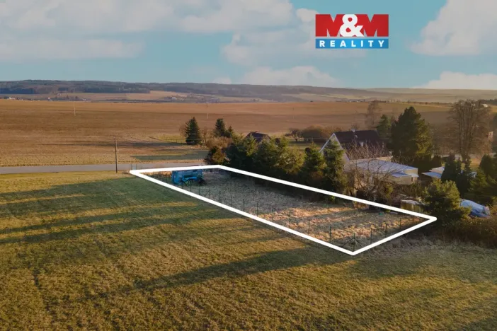 Prodej pozemku pro bydlení, Břasy - Kříše, 733 m2