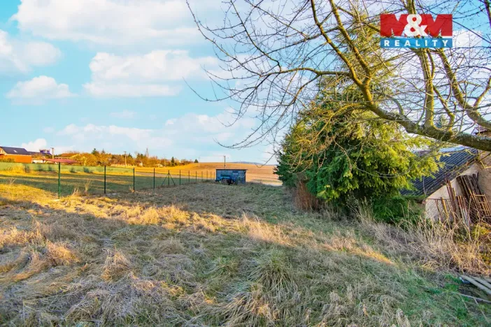 Prodej pozemku pro bydlení, Břasy - Kříše, 733 m2