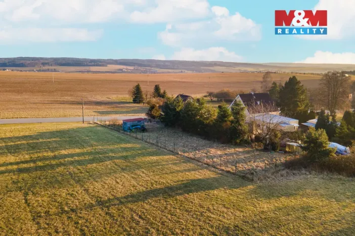 Prodej pozemku pro bydlení, Břasy - Kříše, 733 m2