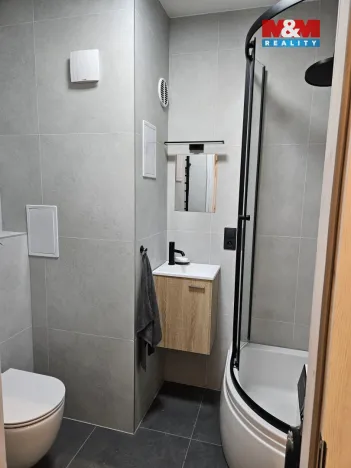 Pronájem bytu 2+kk, Plzeň, Lobezská, 46 m2