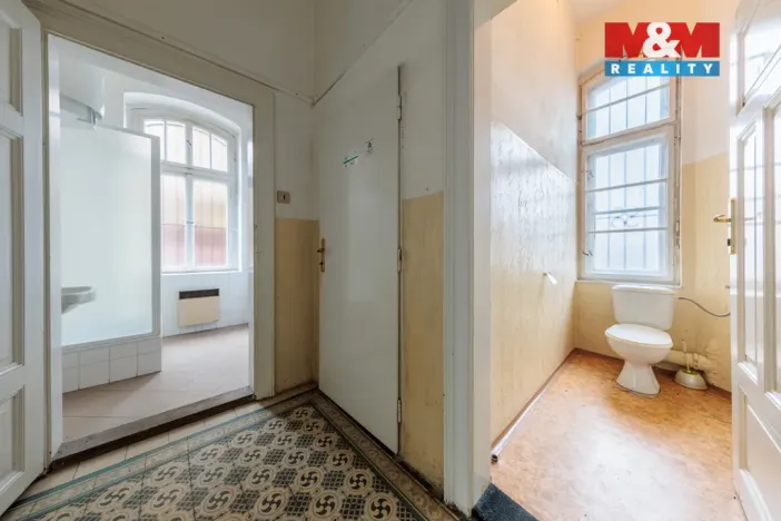 Prodej komerční nemovitosti, Kraslice, B. Smetany, 710 m2