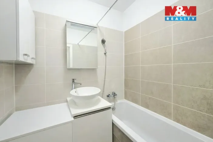 Prodej bytu 2+1, Praha - Černý Most, Bryksova, 58 m2