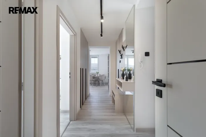 Prodej bytu 3+1, Meziboří, J. A. Komenského, 67 m2