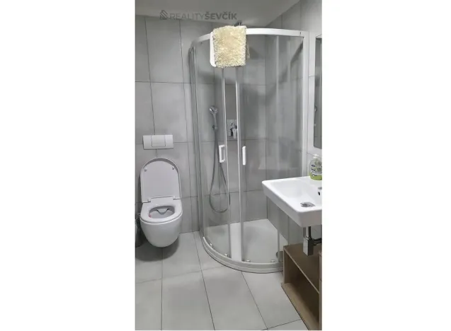 Pronájem bytu 2+kk, České Budějovice - České Budějovice 6, Novohradská, 52 m2