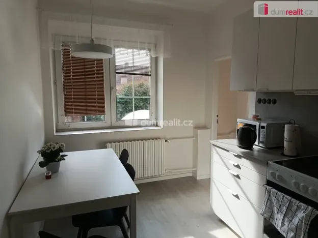 Pronájem bytu 2+1, Praha - Liboc, Jenečská, 50 m2
