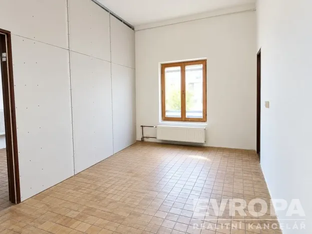 Pronájem skladu, Liberec - Liberec III-Jeřáb, Hanychovská, 10 m2