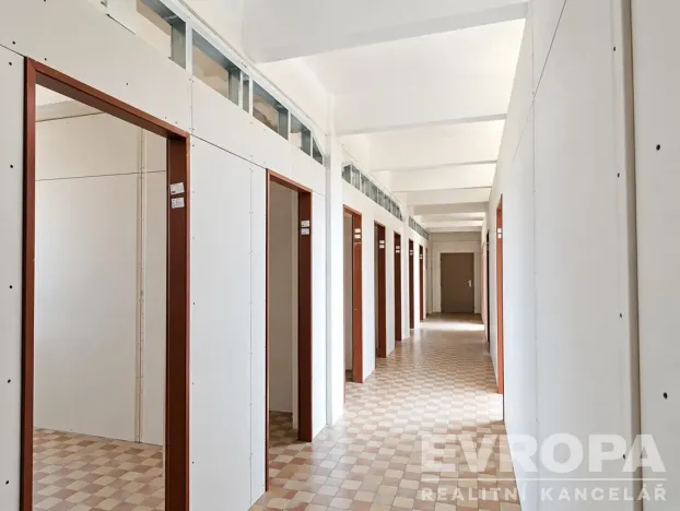 Pronájem skladu, Liberec - Liberec III-Jeřáb, Hanychovská, 10 m2