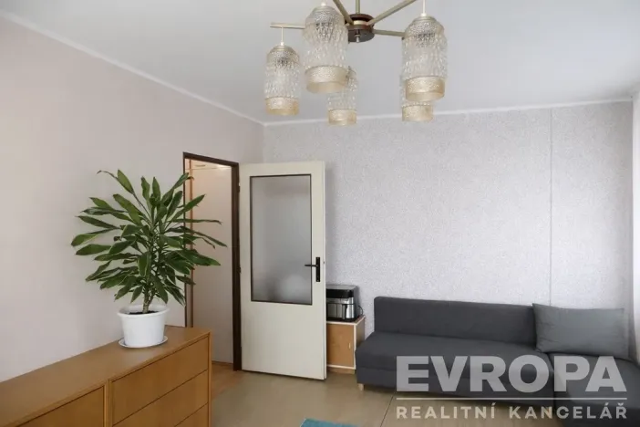 Prodej bytu 2+1, Pardubice - Zelené Předměstí, nábřeží Závodu míru, 53 m2