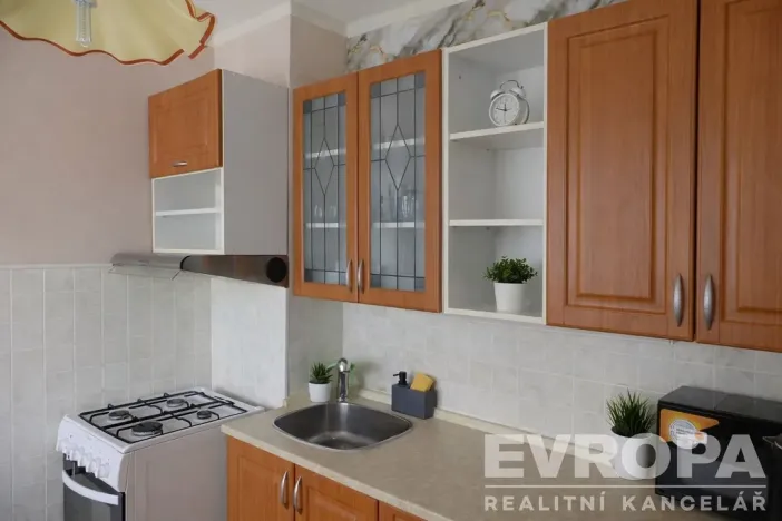 Prodej bytu 2+1, Pardubice - Zelené Předměstí, nábřeží Závodu míru, 53 m2