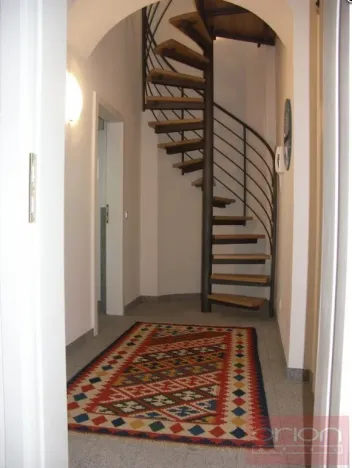 Pronájem bytu 2+1, Praha - Malá Strana, Vlašská, 73 m2