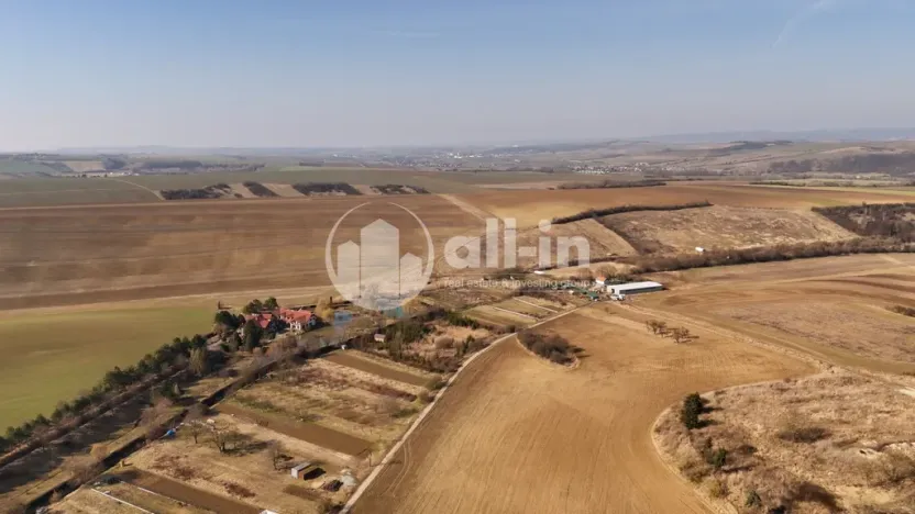 Prodej pozemku pro bydlení, Mouřínov, 1105 m2