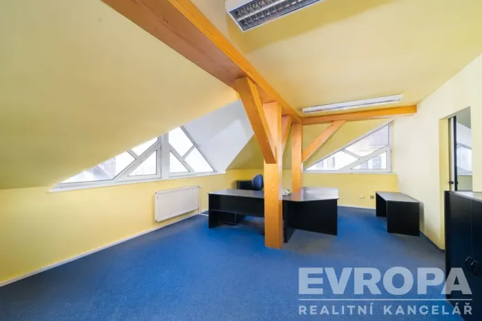 Prodej obchodního prostoru, Vrchlabí, Pražská, 265 m2