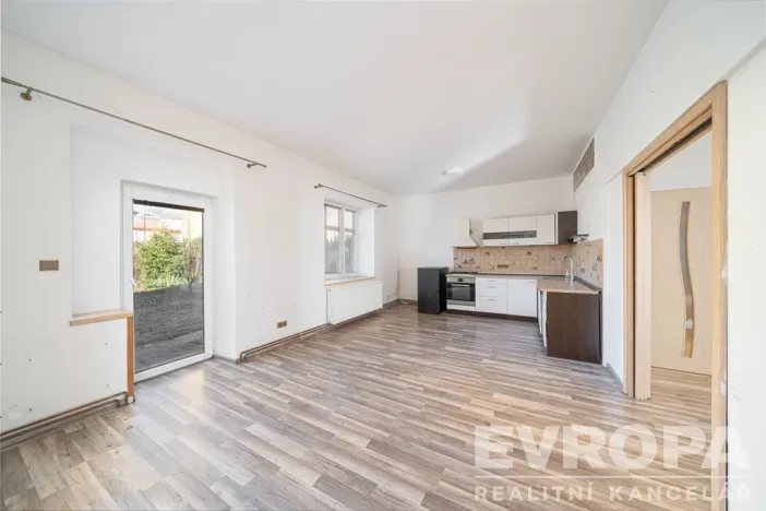 Prodej obchodního prostoru, Vrchlabí, Pražská, 265 m2