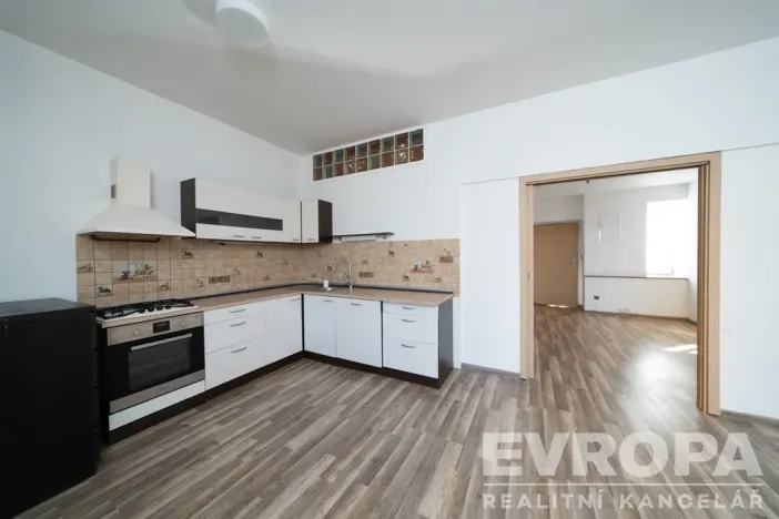 Prodej obchodního prostoru, Vrchlabí, Pražská, 265 m2