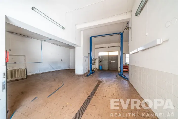 Prodej obchodního prostoru, Vrchlabí, Pražská, 265 m2