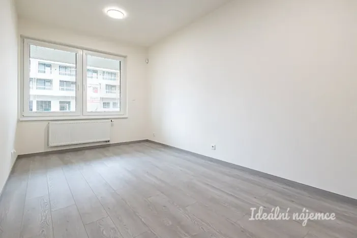 Pronájem bytu 2+kk, Praha - Hloubětín, Poděbradská, 55 m2