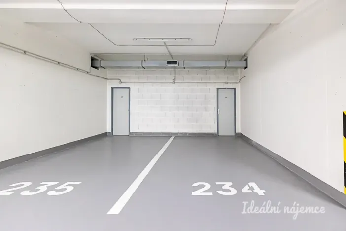 Pronájem bytu 2+kk, Praha - Hloubětín, Poděbradská, 55 m2