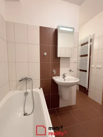 Pronájem bytu 1+kk, Olomouc, Wellnerova, 45 m2