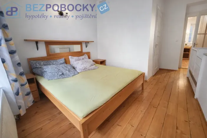 Prodej bytu 2+1, Praha, Tusarova, 67 m2