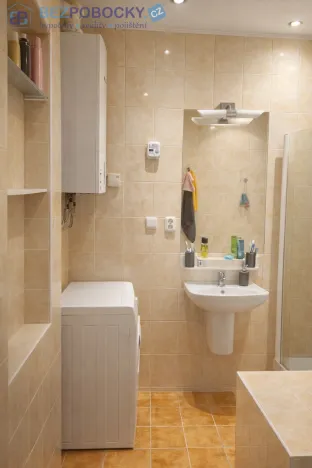 Prodej bytu 2+1, Praha, Tusarova, 67 m2