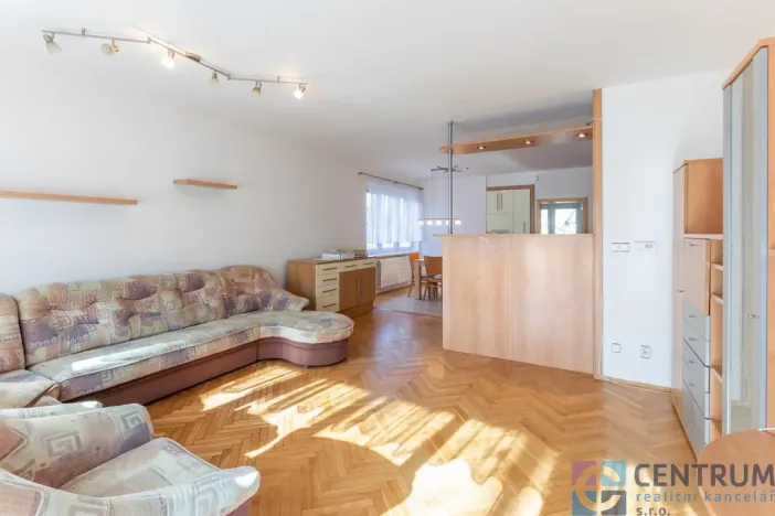 Pronájem bytu 4+kk, Praha - Braník, Gončarenkova, 87 m2