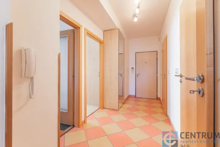 Pronájem bytu 4+kk, Praha - Braník, Gončarenkova, 87 m2