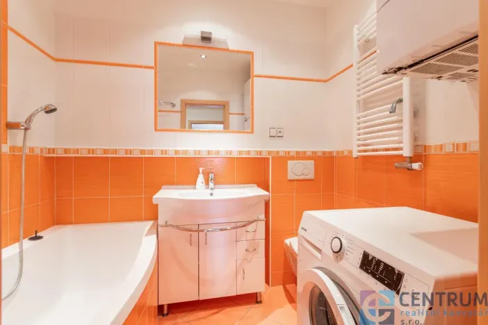 Pronájem bytu 4+kk, Praha - Braník, Gončarenkova, 87 m2