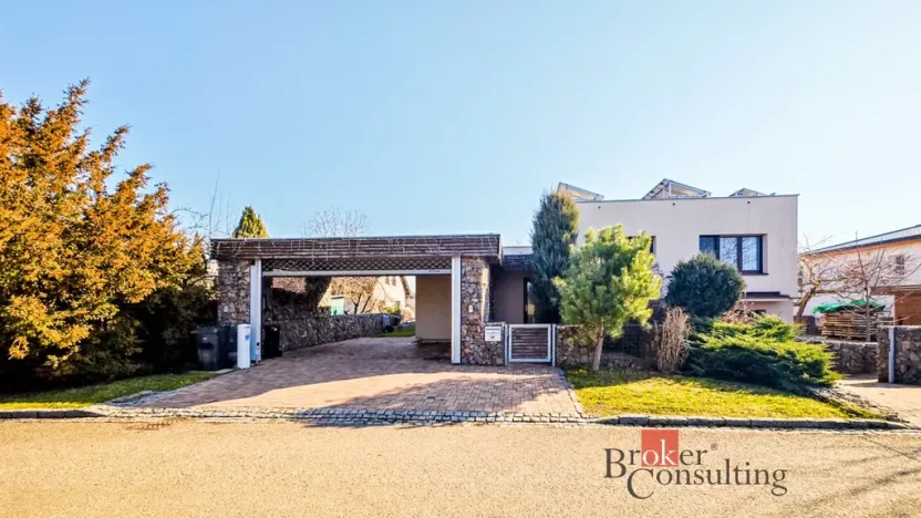 Prodej rodinného domu, Ráby, 160 m2