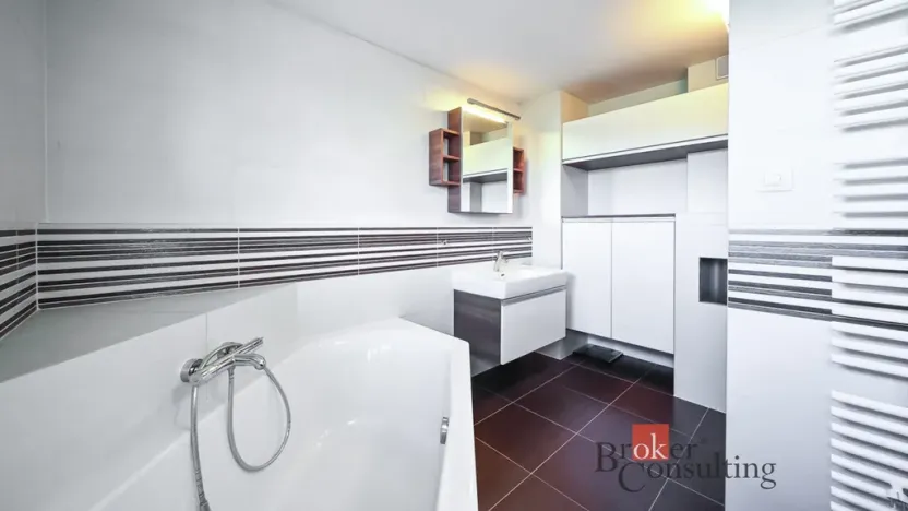 Prodej rodinného domu, Ráby, 160 m2