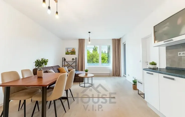 Prodej bytu 4+kk, Praha - Strašnice, Zvěřinova, 79 m2