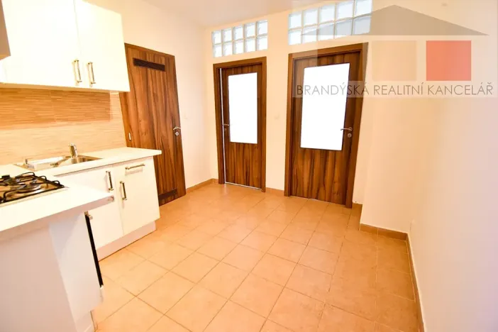 Pronájem bytu 2+kk, Praha - Vysočany, Na břehu, 51 m2