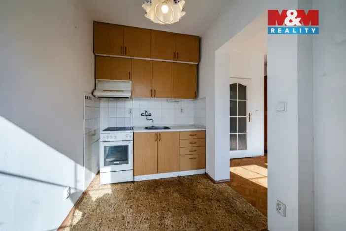Pronájem bytu 2+kk, Mariánské Lázně - Úšovice, Kubelíkova, 47 m2
