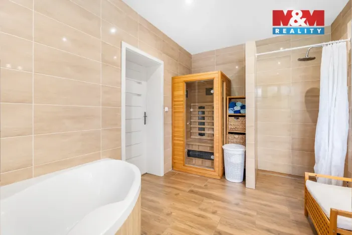 Prodej rodinného domu, Nová Ves nad Nisou, 168 m2