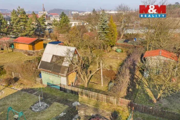 Prodej zahrady, Slaný, 387 m2