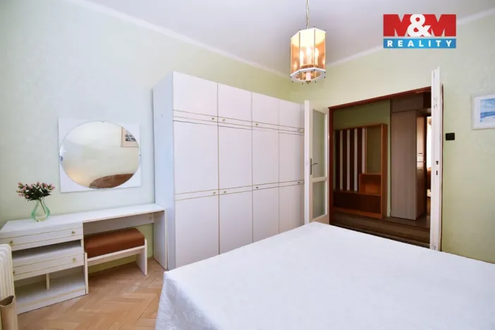 Prodej bytu 3+1, Neratovice, Dr. E. Beneše, 70 m2