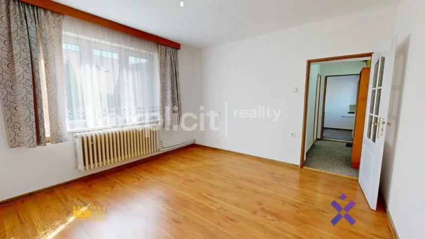 Pronájem bytu 1+1, Zlín, Kamenitá, 32 m2
