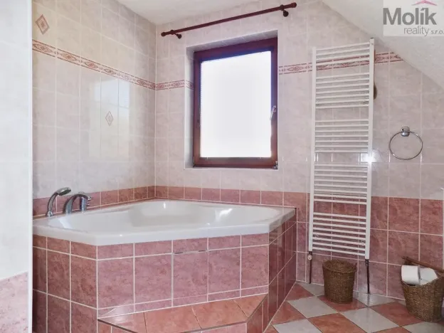 Prodej rodinného domu, Varnsdorf, Žilinská, 190 m2