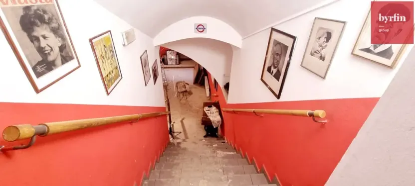 Pronájem obchodního prostoru, Opava, Dolní náměstí, 194 m2