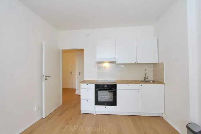 Pronájem bytu 3+kk, Praha - Holešovice, Ortenovo náměstí, 62 m2