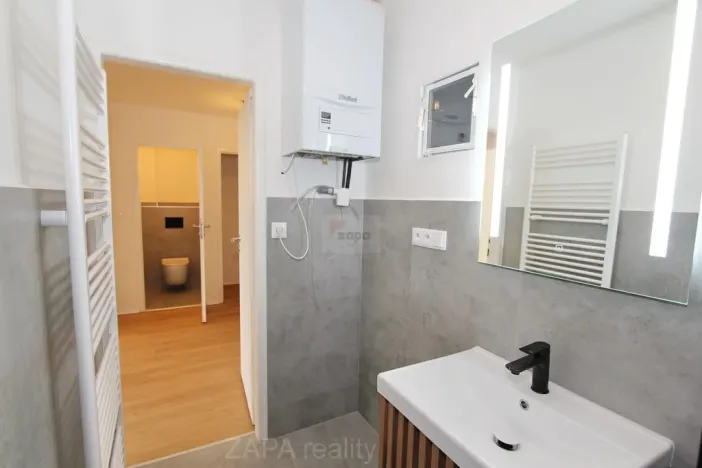 Pronájem bytu 3+kk, Praha - Holešovice, Ortenovo náměstí, 62 m2